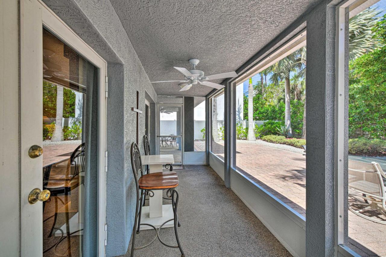 Lido Key Hideout With Patio And Yard And Walk To Beach! Sarasota Exteriör bild
